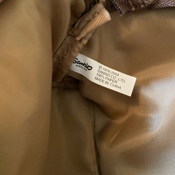 Hello Kitty Pouch - Picture 4 of 4